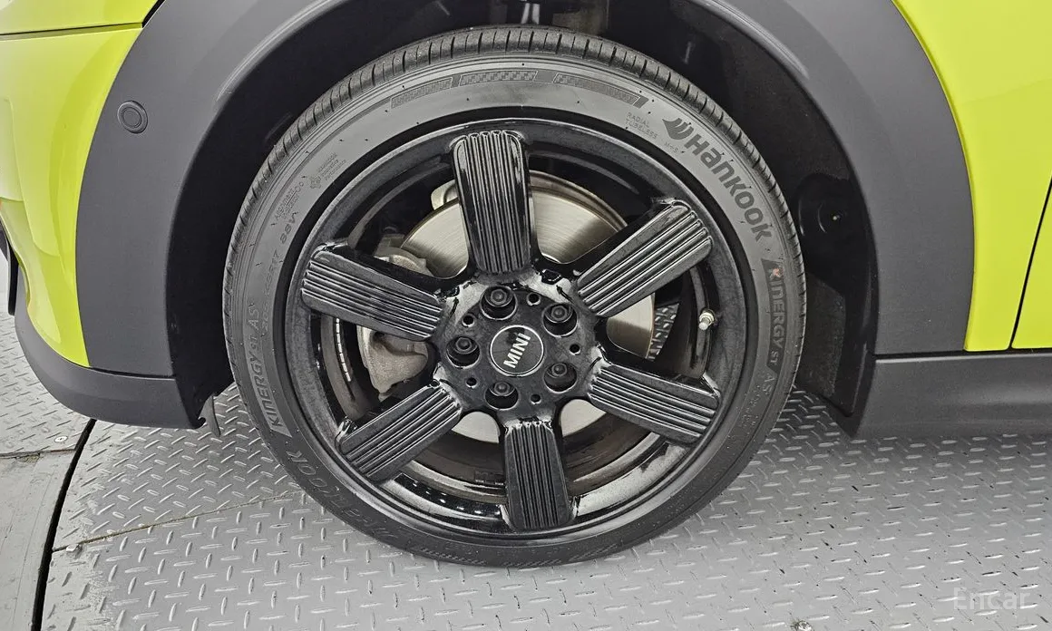 Фото 5 - Mini Cooper Convertible