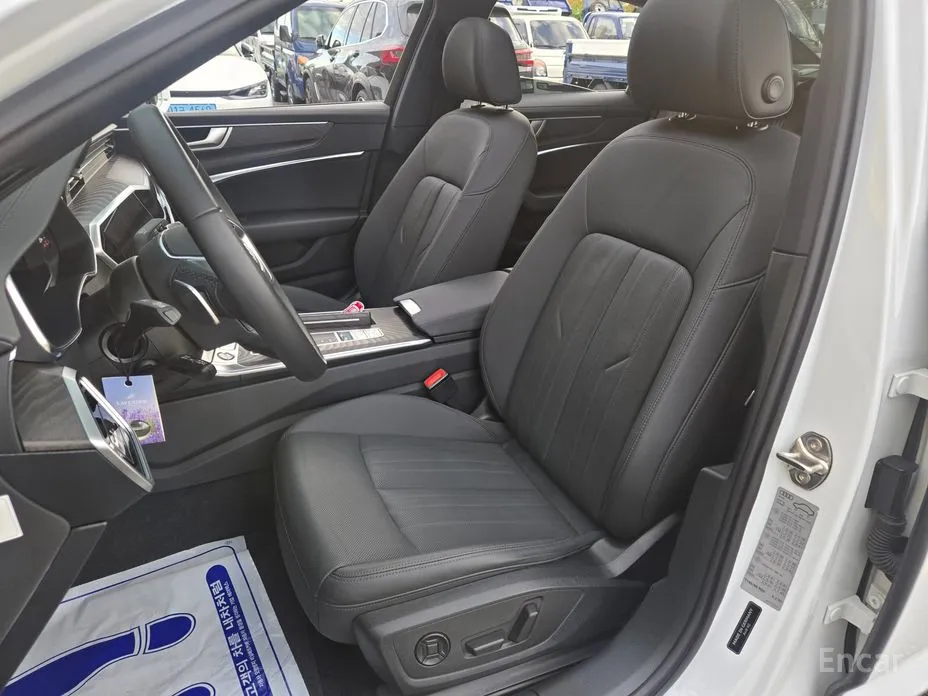 Фото 13 - Audi A6