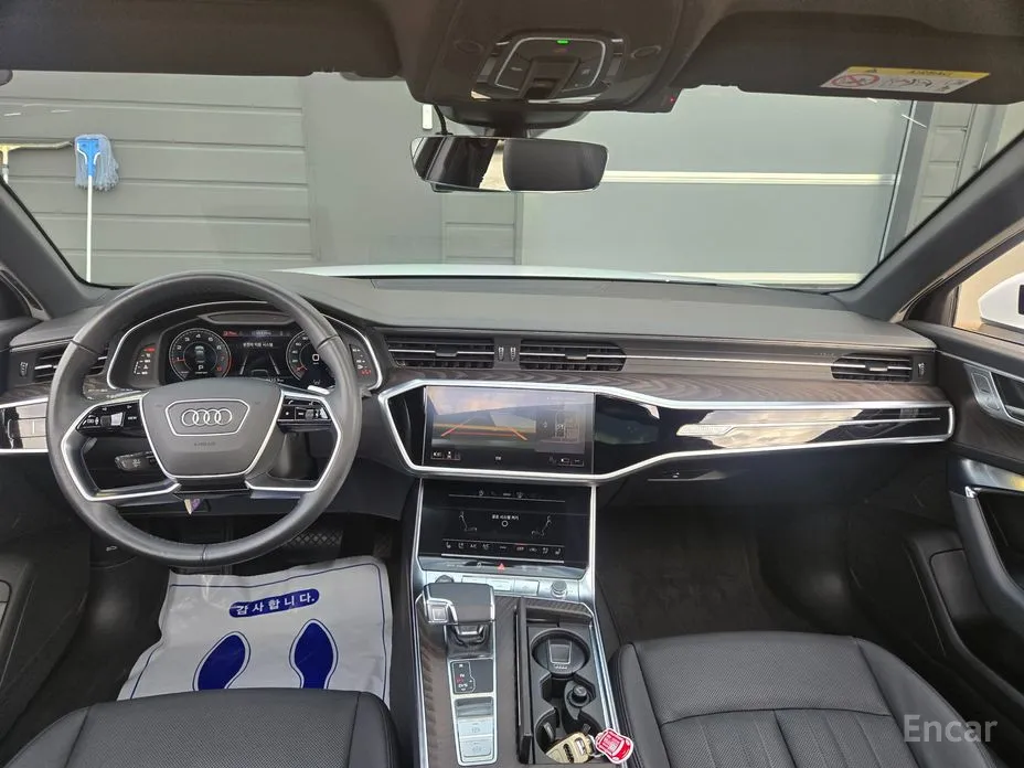 Фото 18 - Audi A6