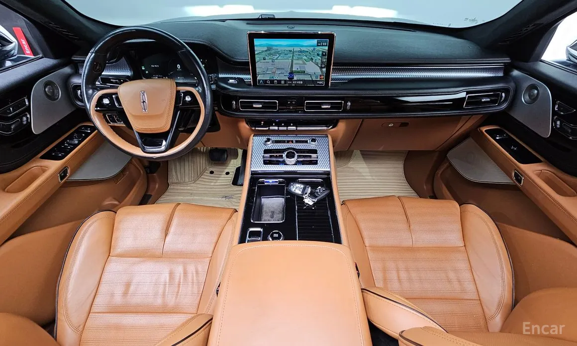 Фото 7 - Lincoln Aviator