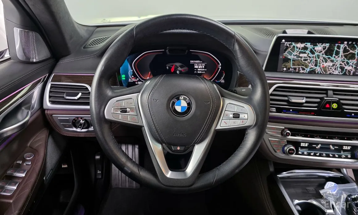 Фото 13 - BMW 7 Series