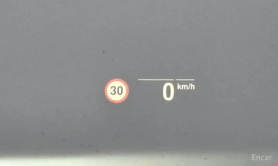 Фото 17 - BMW 7 Series