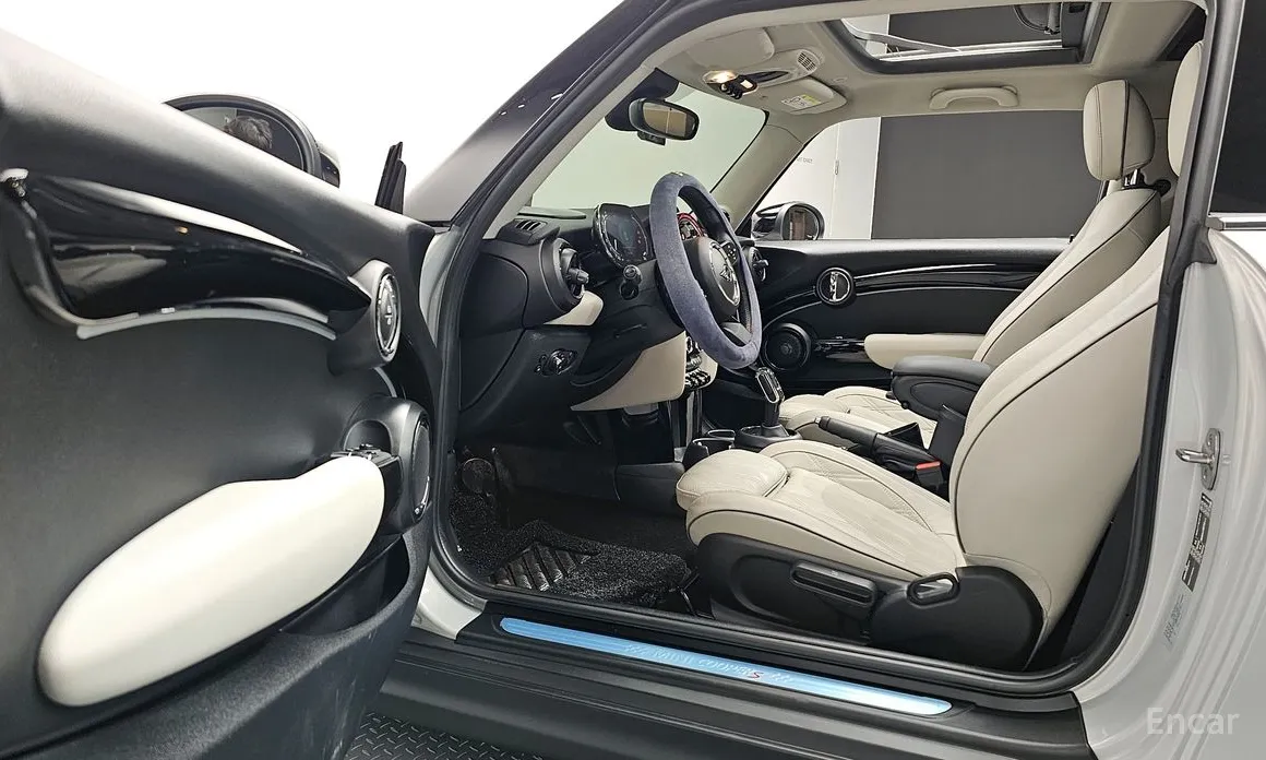 Фото 10 - Mini Cooper