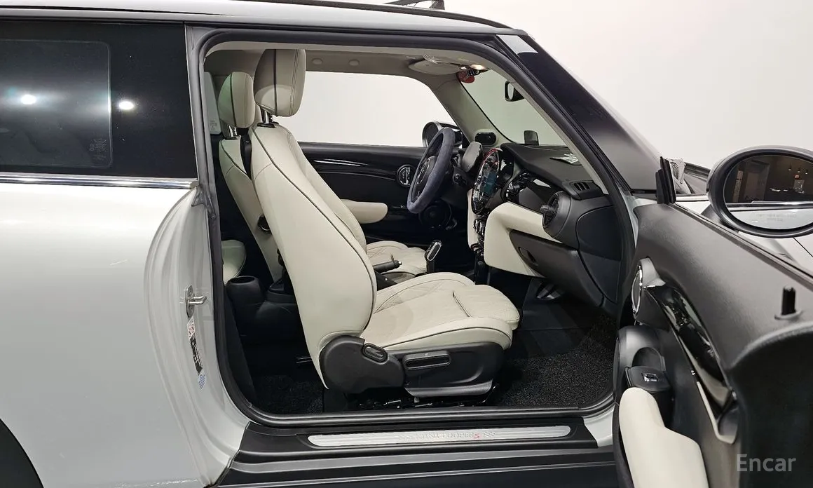 Фото 11 - Mini Cooper