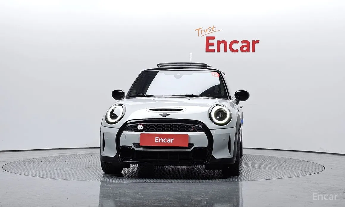 Фото 3 - Mini Cooper