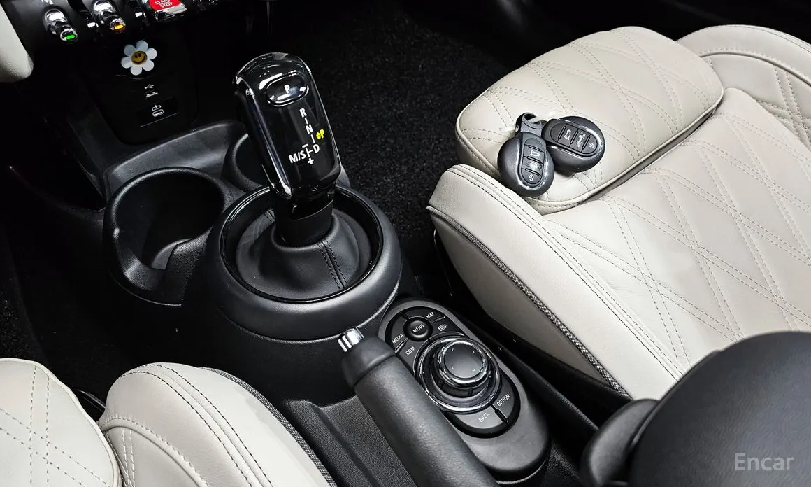 Фото 9 - Mini Cooper