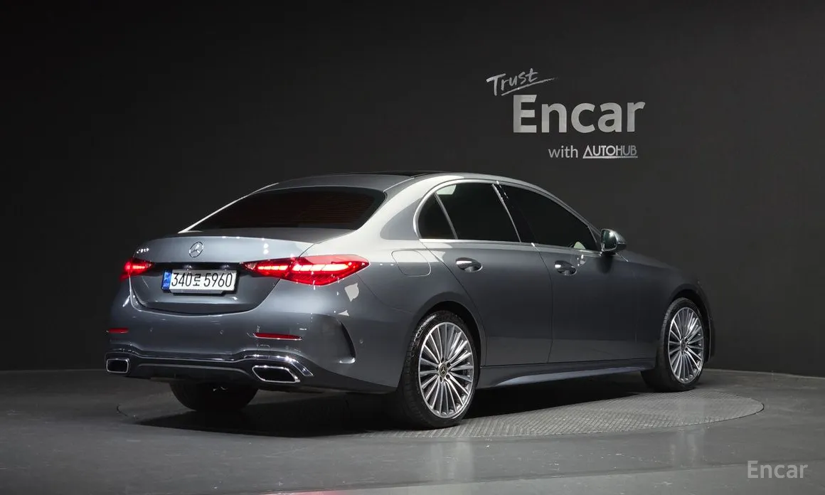 Фото 2 - Mercedes-Benz C-Class