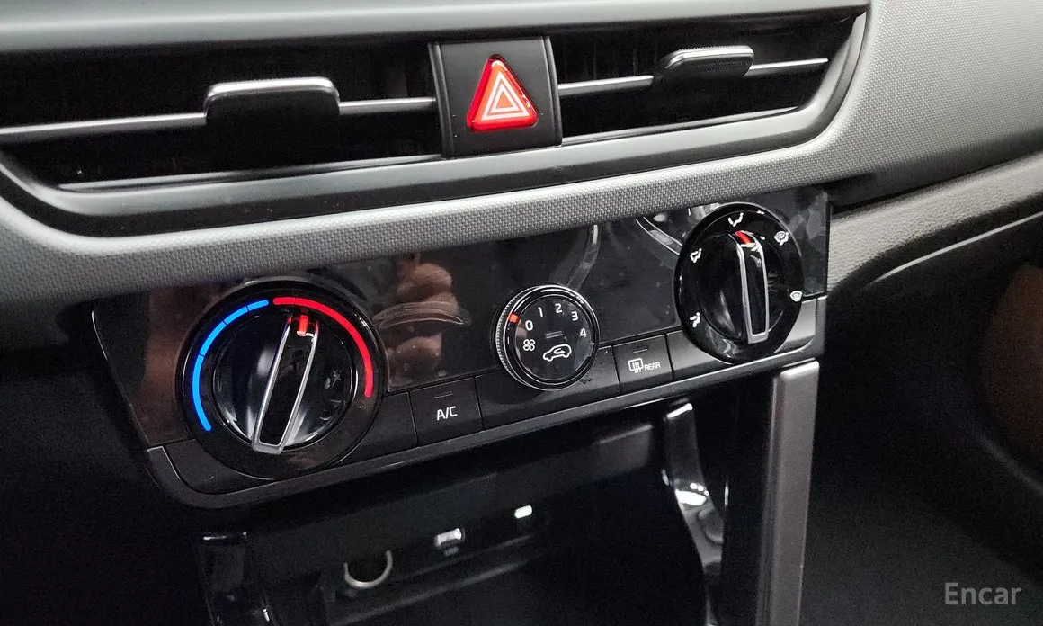 Фото 16 - Kia Seltos