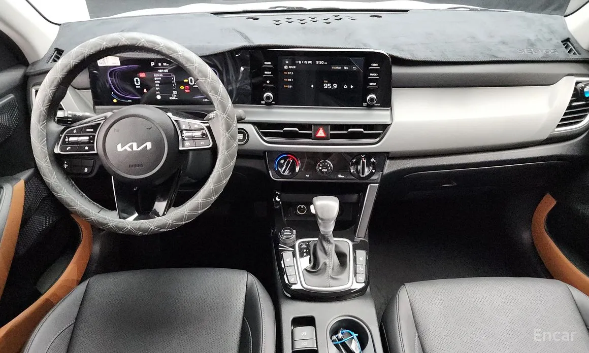 Фото 7 - Kia Seltos