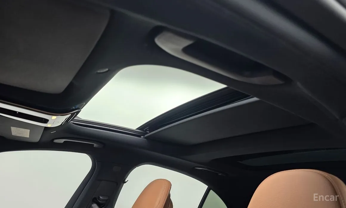 Фото 19 - Mercedes-Benz E-Class