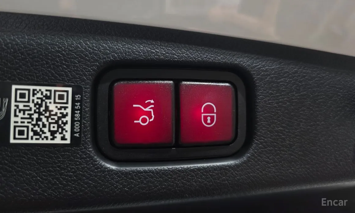 Фото 20 - Mercedes-Benz E-Class