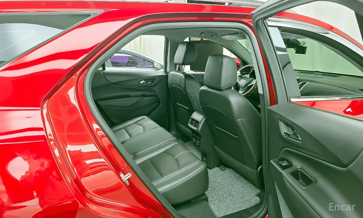 Фото 12 - Chevrolet Equinox