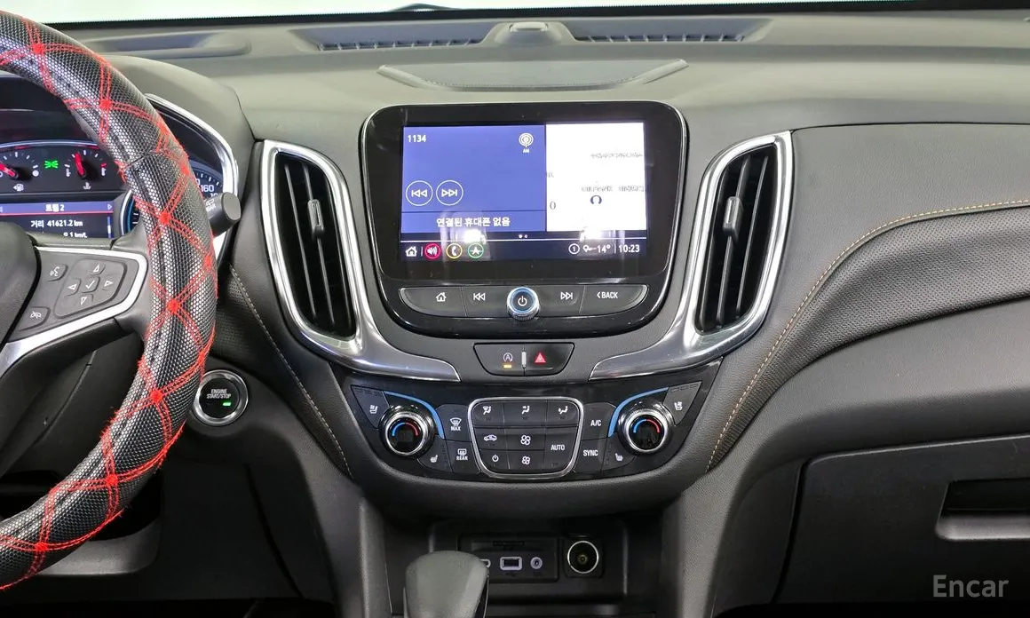 Фото 14 - Chevrolet Equinox