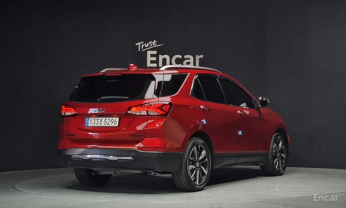 Фото 2 - Chevrolet Equinox