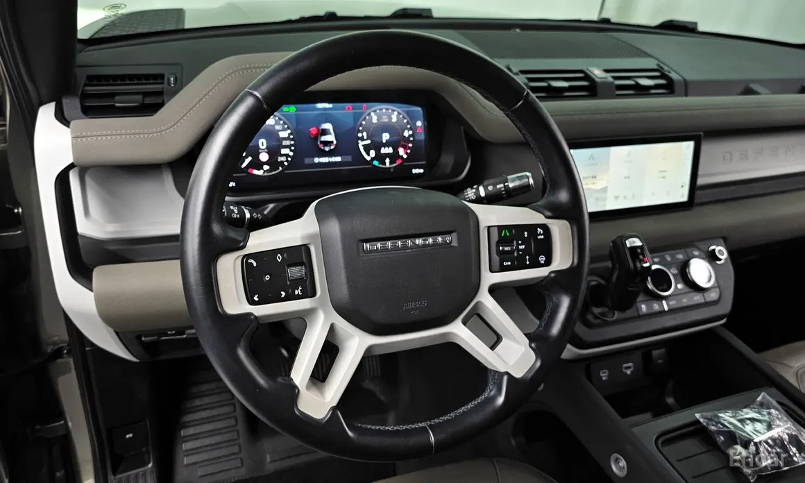 Фото 13 - Land Rover Defender