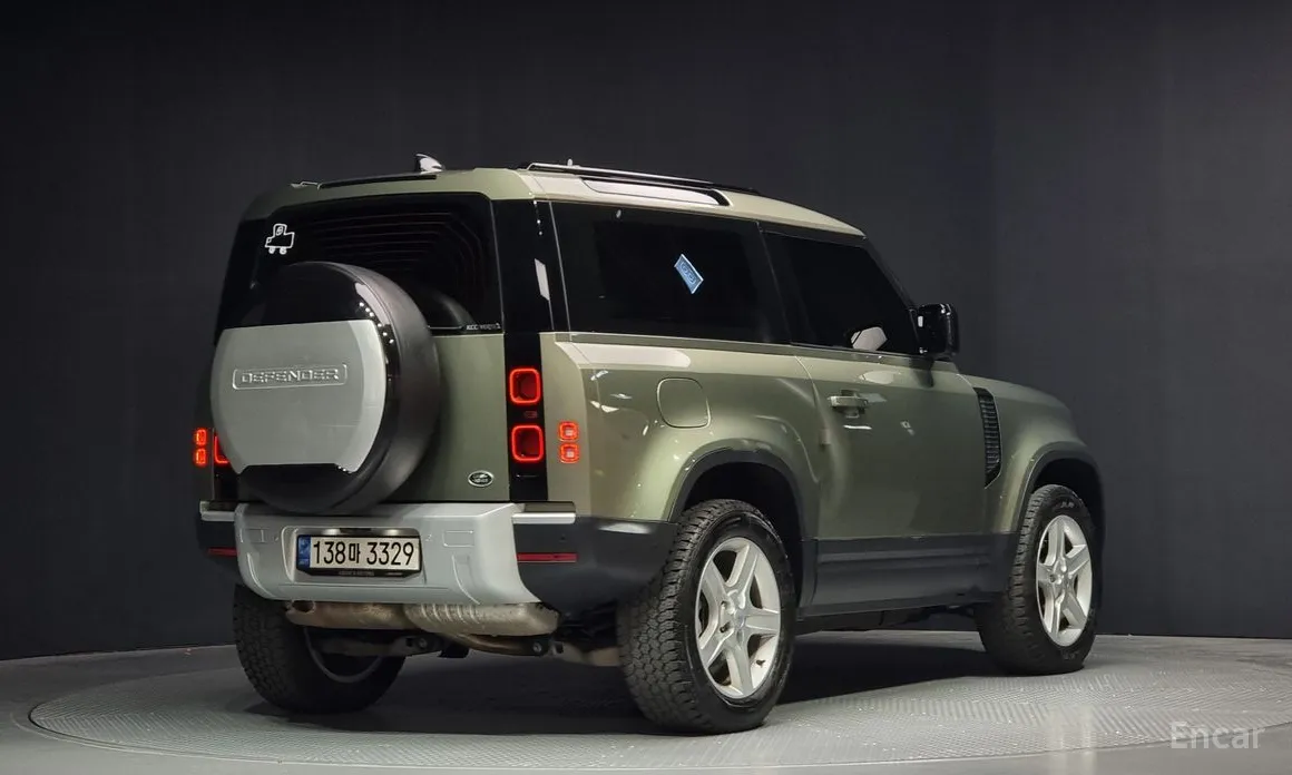 Фото 2 - Land Rover Defender