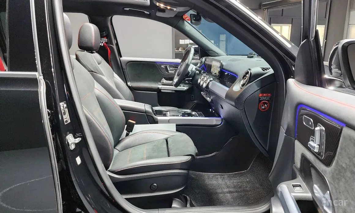 Mercedes-Benz GLB-Class 2020 AMG GLB35 4MATIC