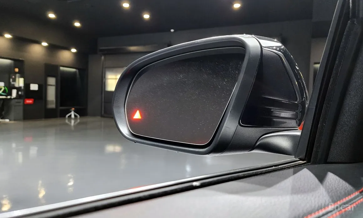 Mercedes-Benz GLB-Class 2020 AMG GLB35 4MATIC