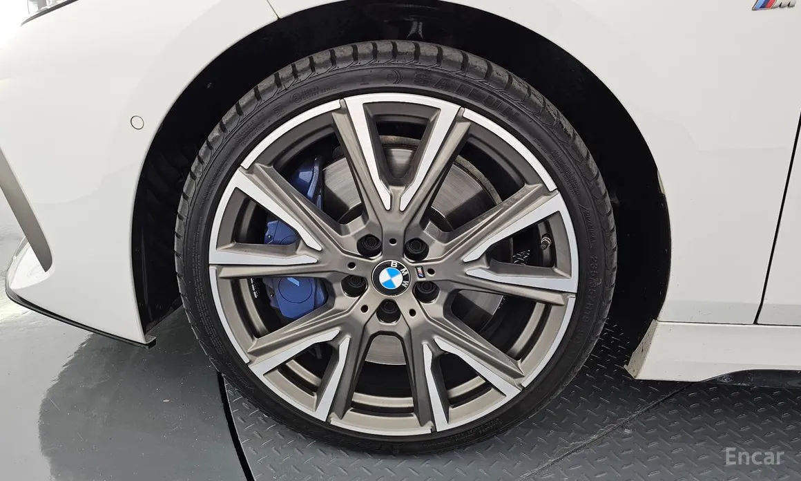 Фото 5 - BMW 1 Series