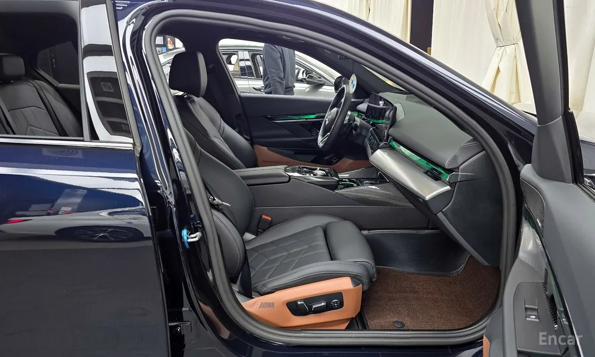 Фото 11 - BMW 5 Series