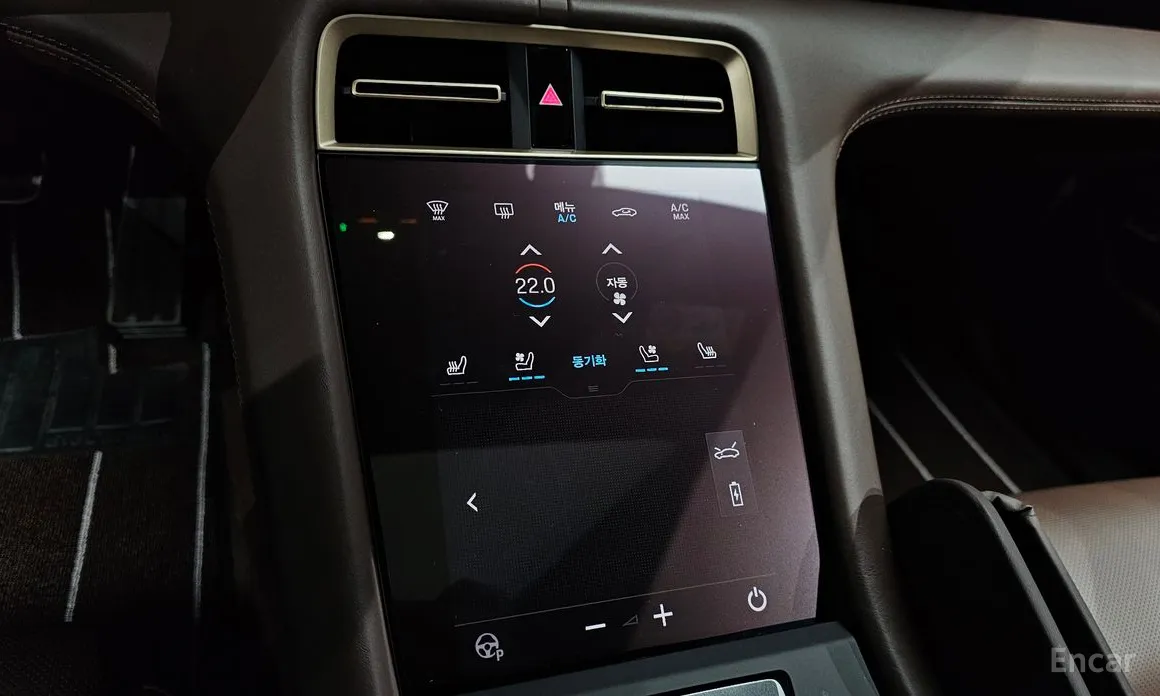 Фото 15 - Porsche Taycan