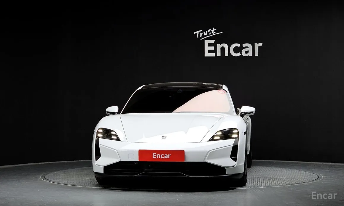 Фото 3 - Porsche Taycan