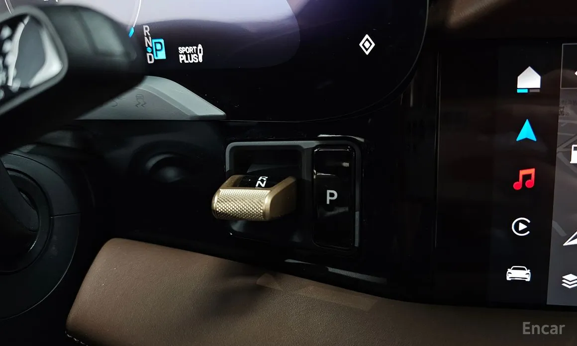 Фото 9 - Porsche Taycan