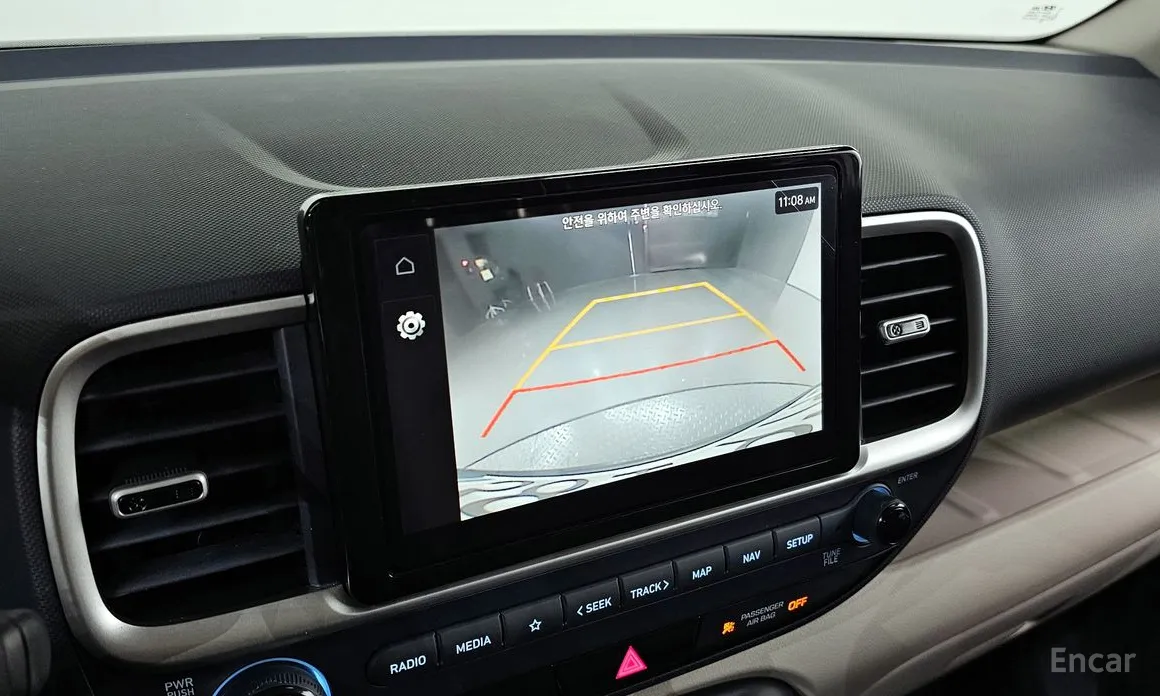 Фото 16 - Hyundai Venue