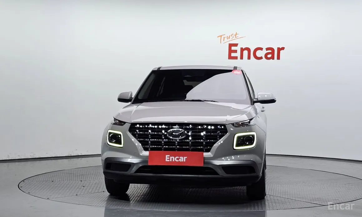 Фото 3 - Hyundai Venue