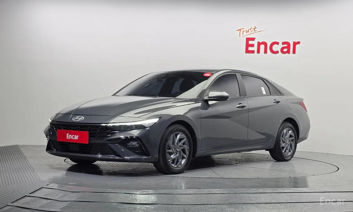 Фото 1 - Hyundai Avante