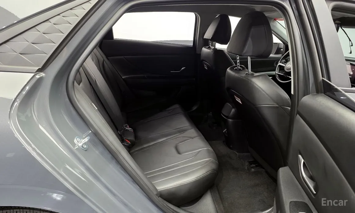 Фото 12 - Hyundai Avante