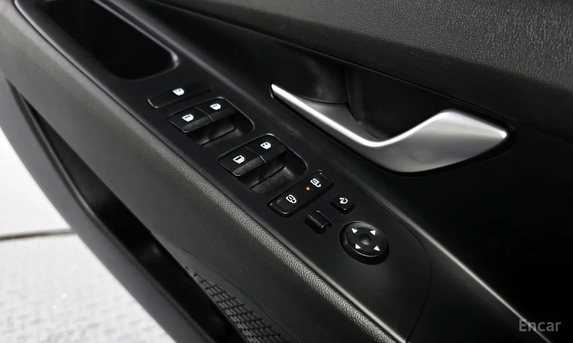 Фото 19 - Hyundai Avante