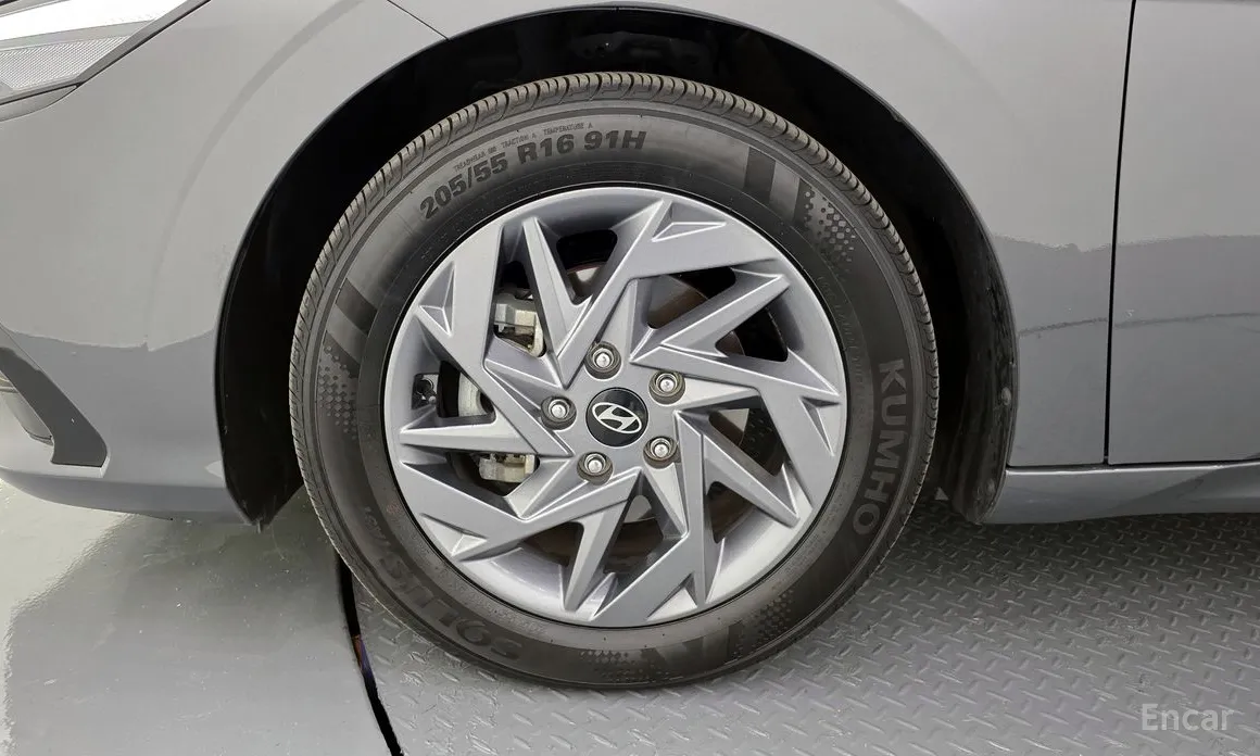 Фото 5 - Hyundai Avante