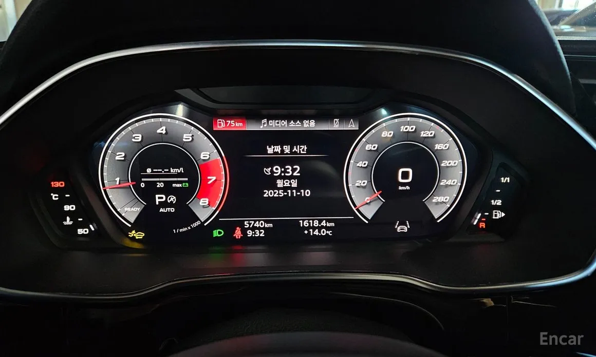 Фото 8 - Audi Q3