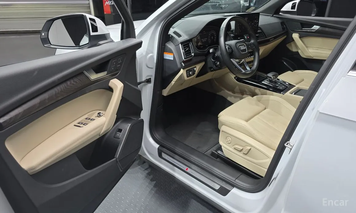 Фото 11 - Audi Q5