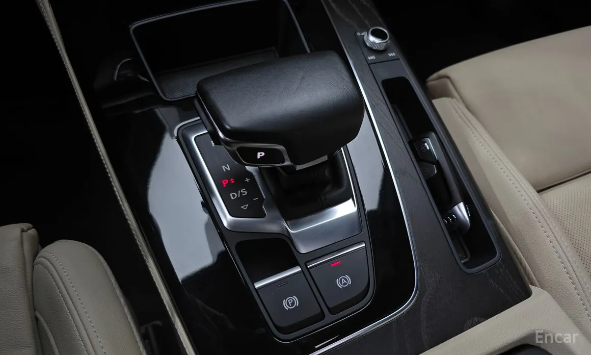 Фото 9 - Audi Q5