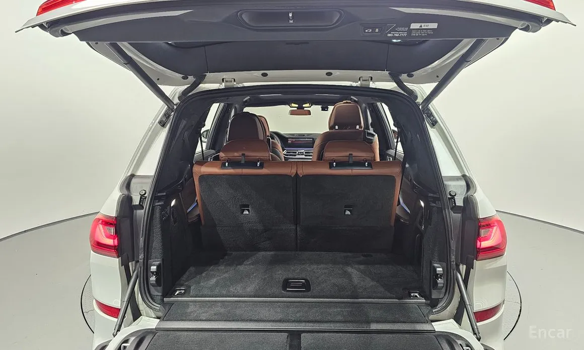 Фото 20 - BMW X7