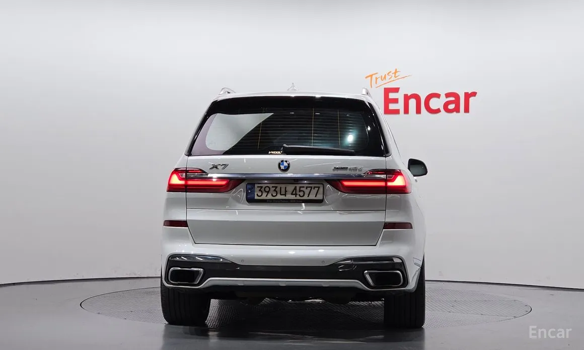 Фото 4 - BMW X7