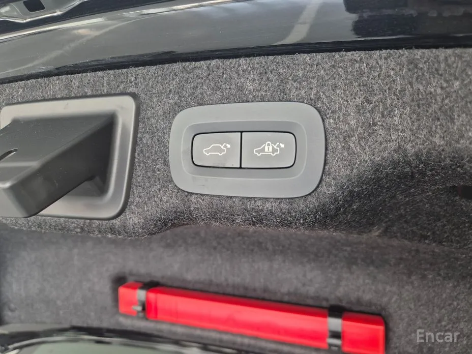 Фото 20 - Volvo S90