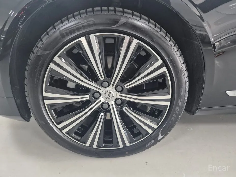 Фото 5 - Volvo S90