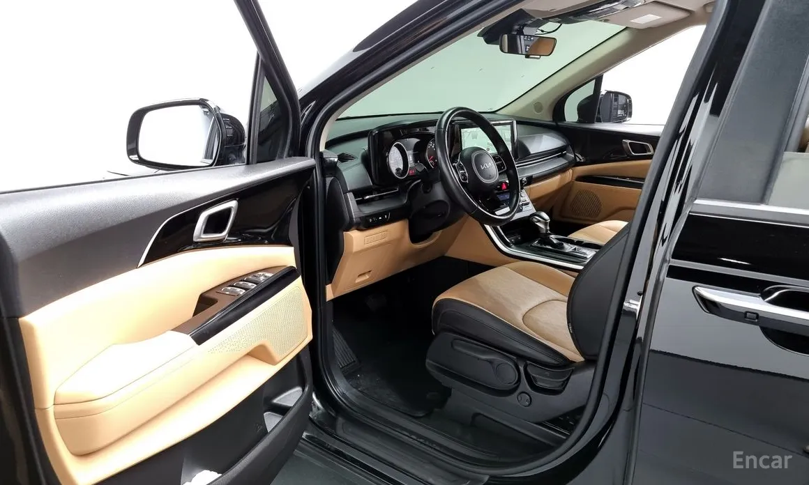 Фото 10 - Kia Carnival