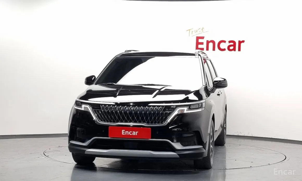 Фото 3 - Kia Carnival