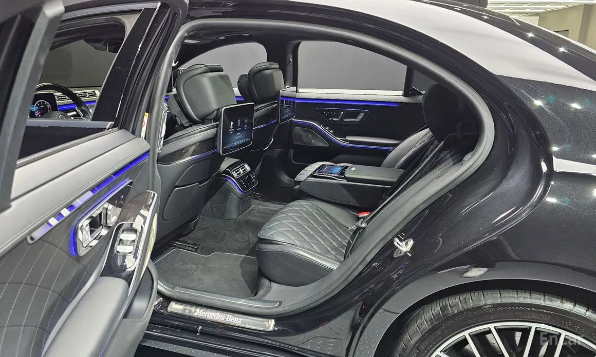 Фото 12 - Mercedes-Benz S-Class