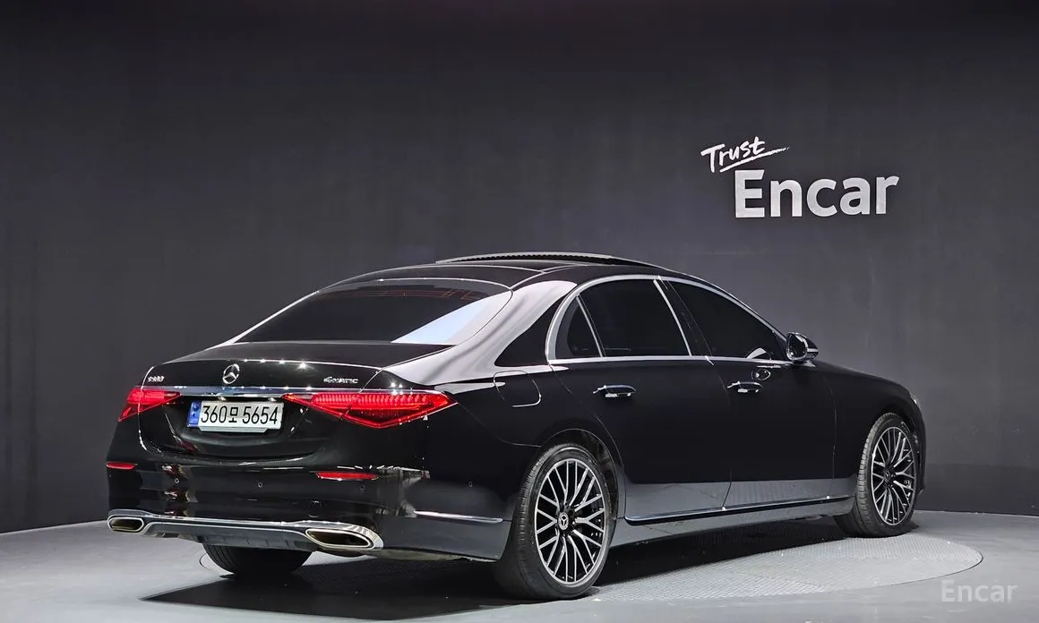 Фото 2 - Mercedes-Benz S-Class