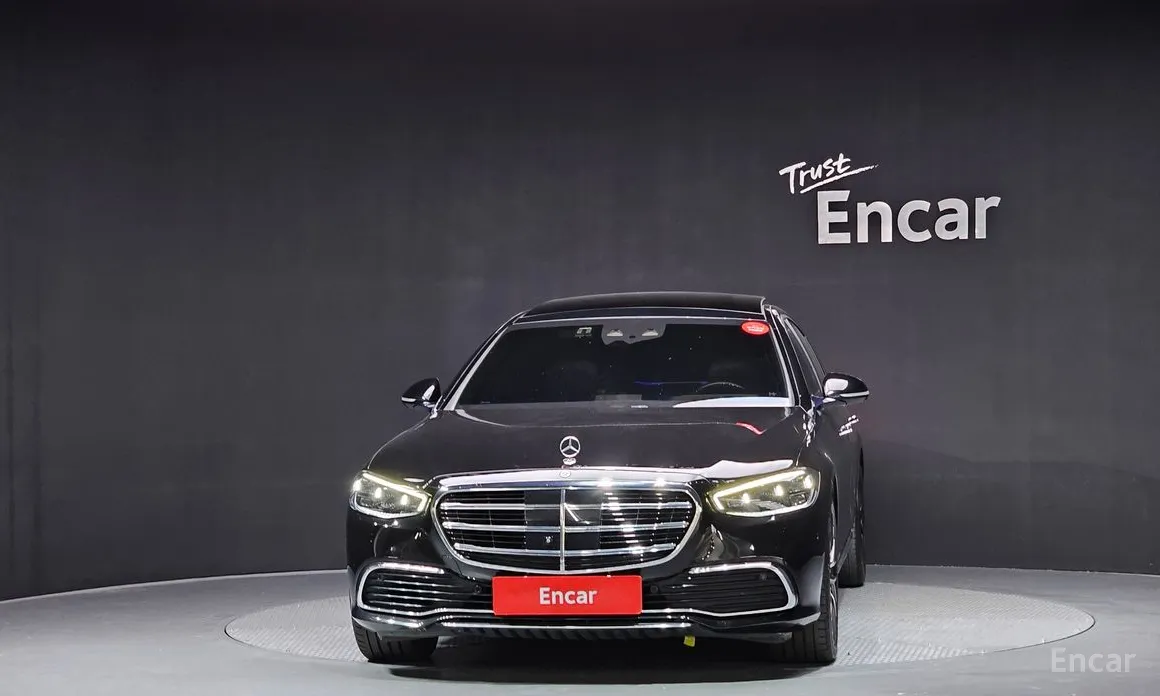 Фото 3 - Mercedes-Benz S-Class