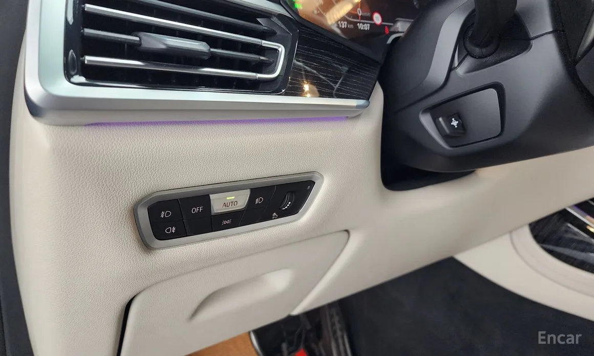 Фото 14 - BMW X7