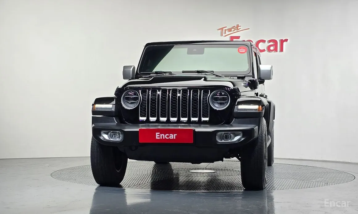 Фото 3 - Jeep Wrangler