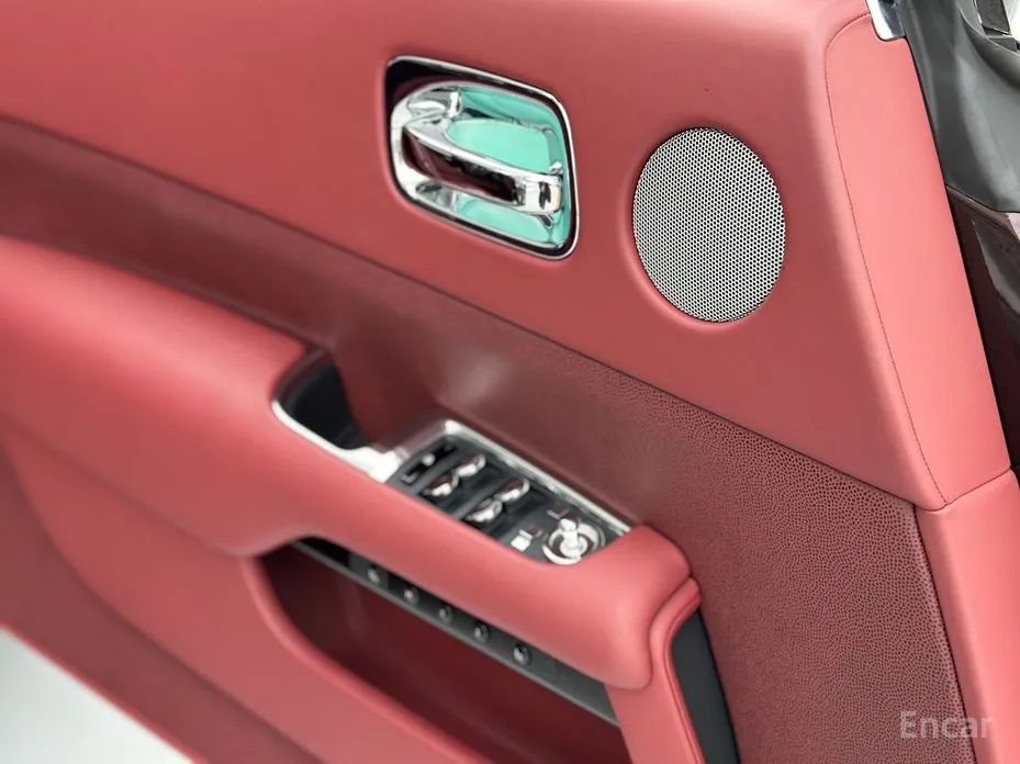 Фото 11 - Rolls-Royce Wraith