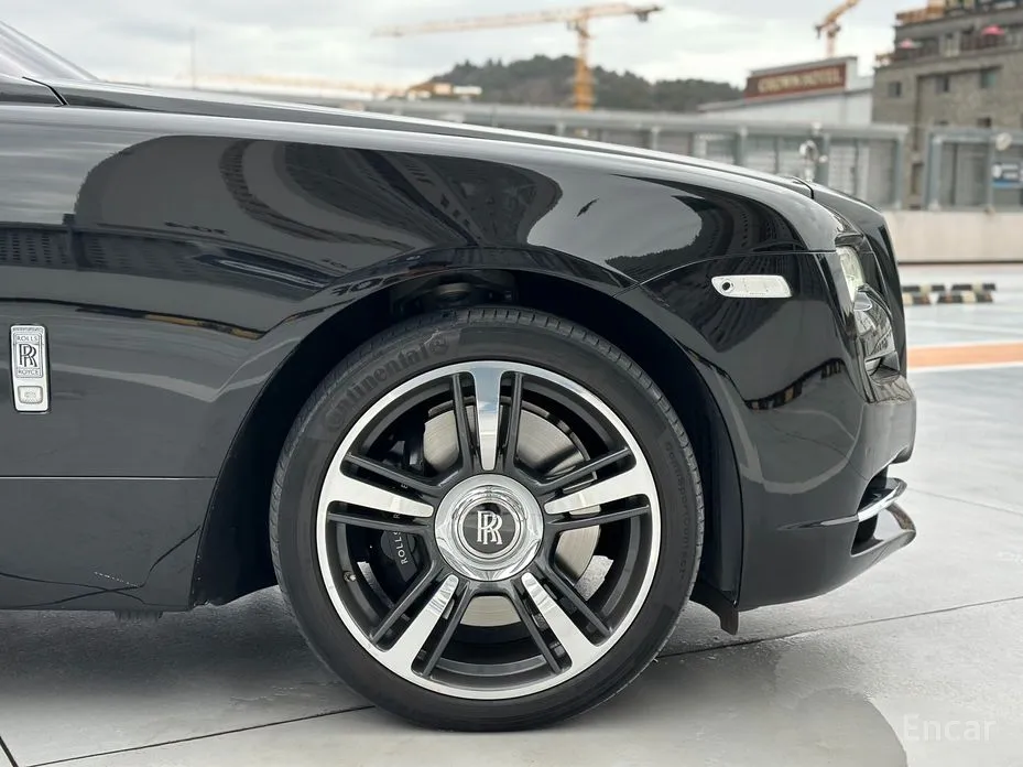 Фото 5 - Rolls-Royce Wraith