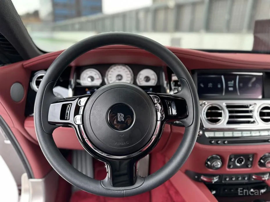 Фото 7 - Rolls-Royce Wraith